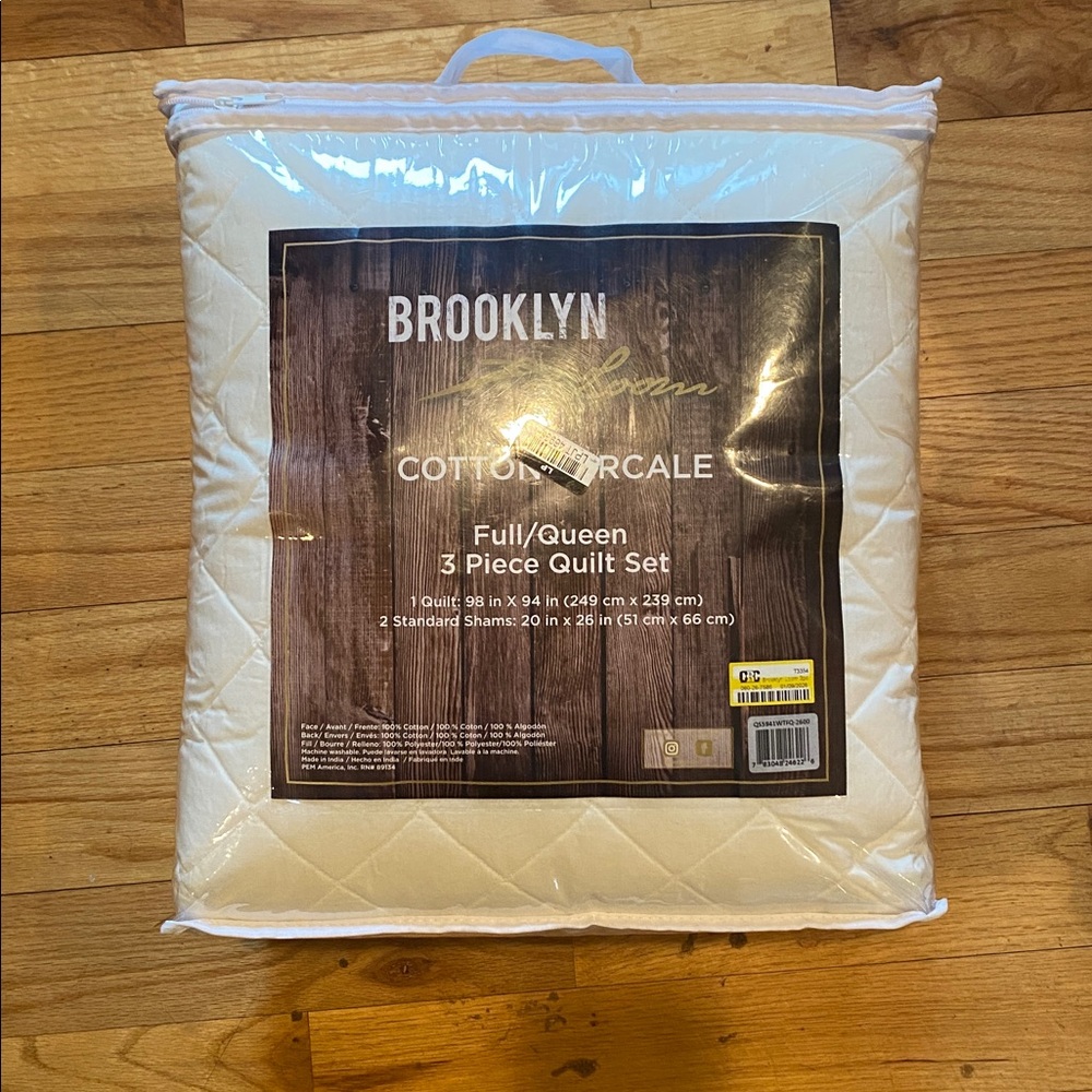 NWT Brooklyn Loom White Percale Quilt set Quilted Bedding Set full/queen